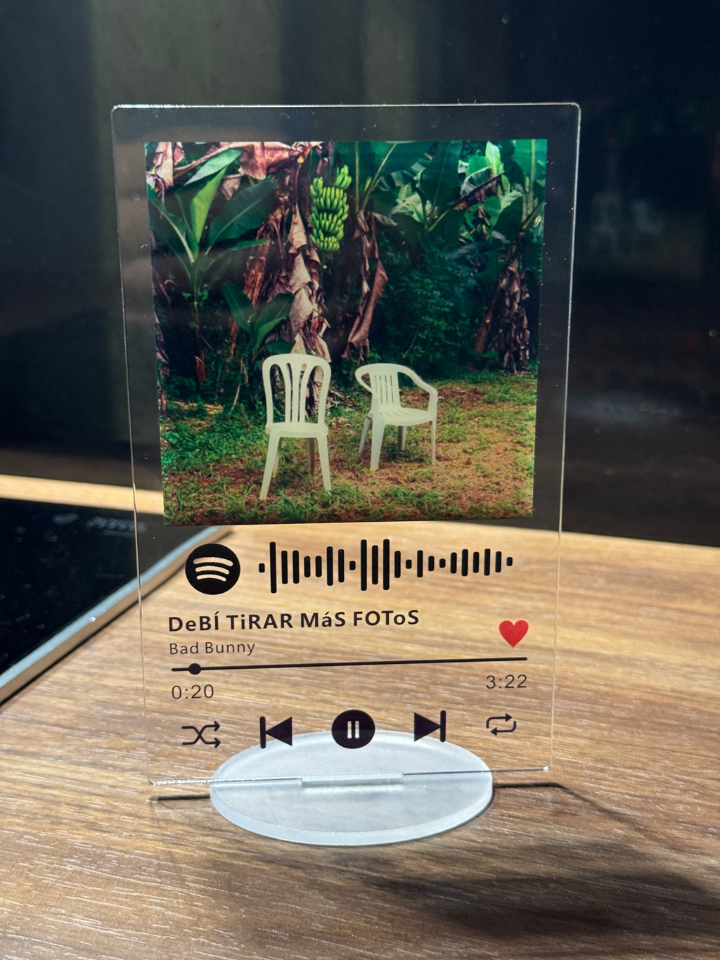 Placa Debí Tirar Más Fotos - Bad Bunny